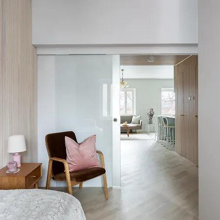 Apartman Unique 50s Style Suite, Autohalli Kuopio